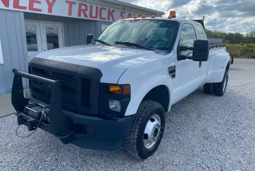 2008 Ford F-350 Lariat photo 1