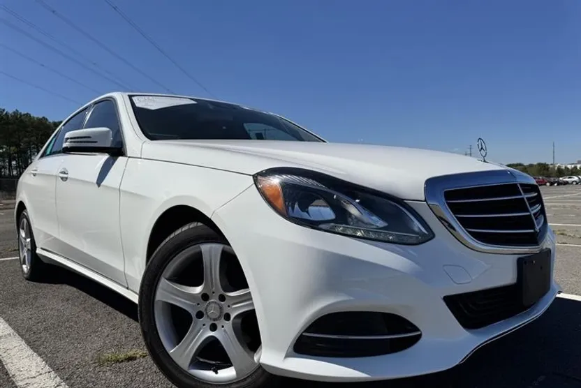 2014 Mercedes Benz E 350 photo 1