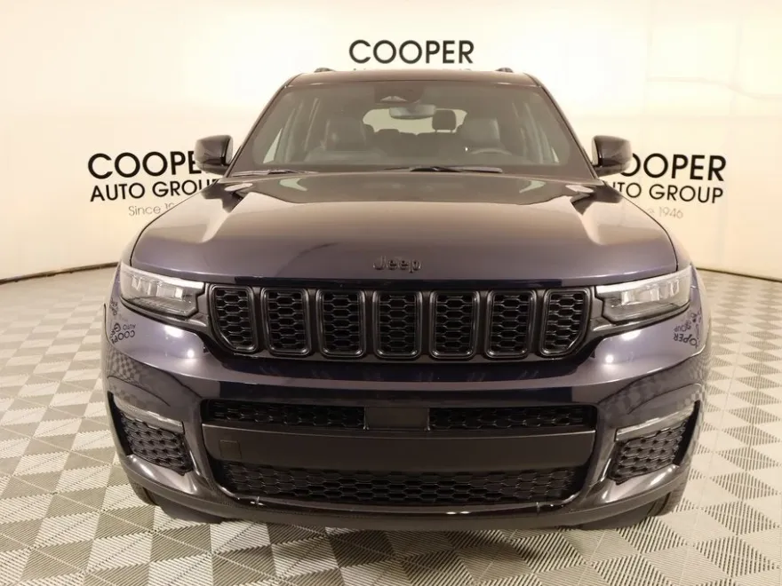 2024 Jeep Grand Cherokee L photo 1