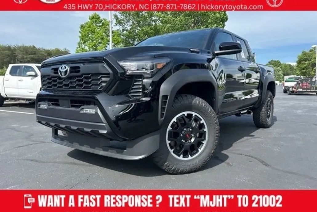 2025 Toyota Tacoma photo 1