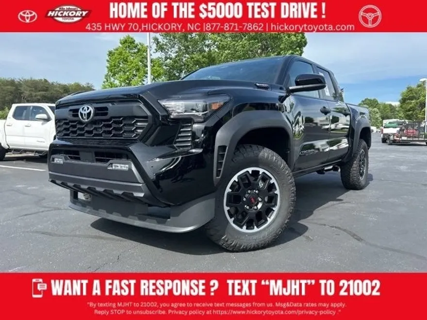 2025 Toyota Tacoma photo 1