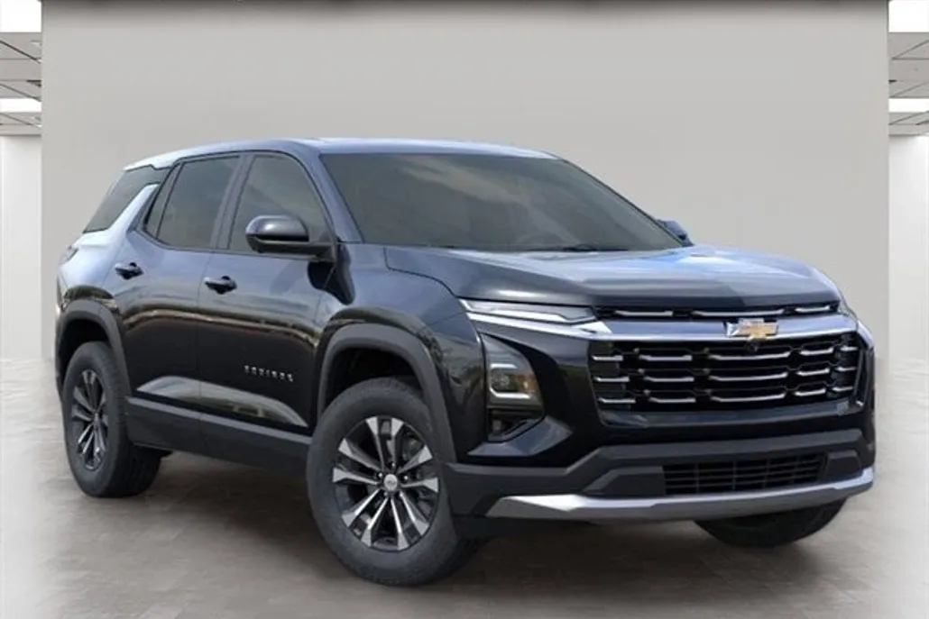 2026 Chevrolet Equinox LT photo 1
