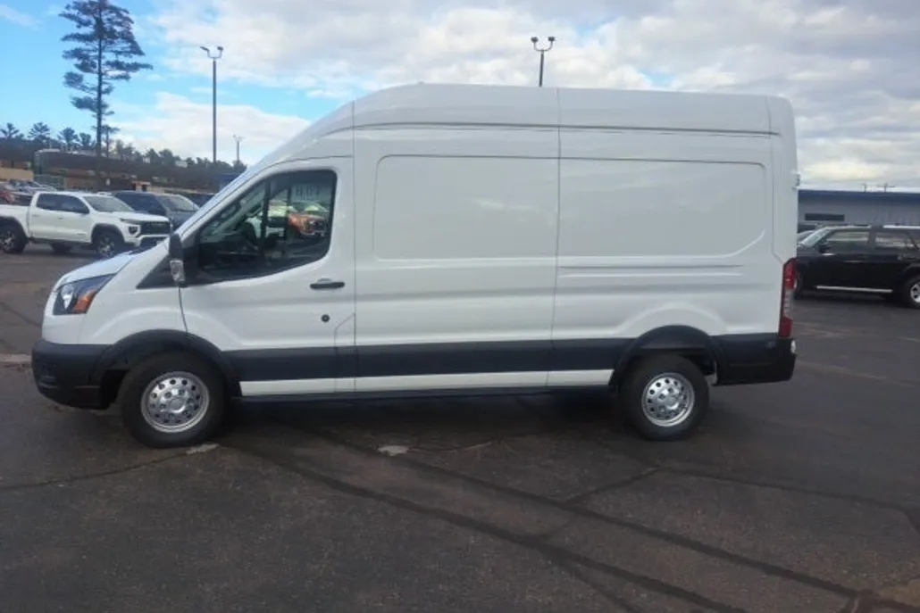 2025 Ford Transit Cargo Van photo 1