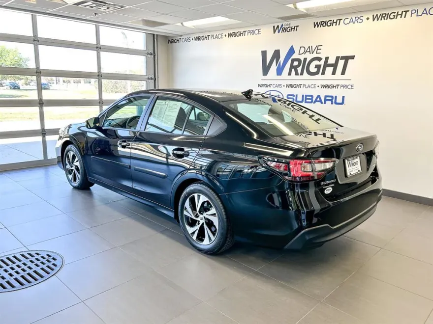 2025 Subaru Legacy Premium photo 1