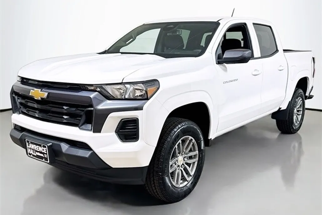 2026 Chevrolet Colorado LT photo 1