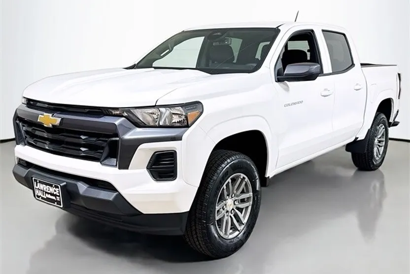 2026 Chevrolet Colorado LT photo 1