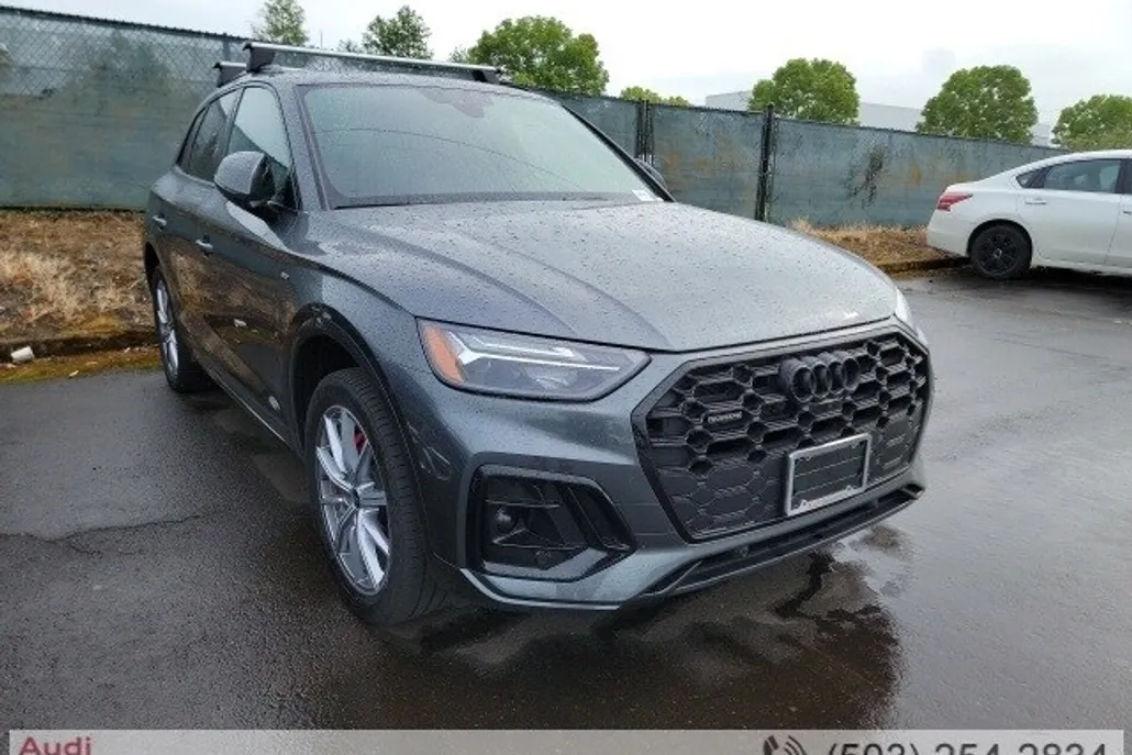 2024 Audi Q5 55 Premium Plus photo 1