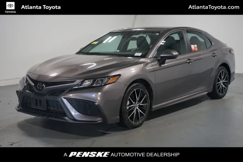 2024 Toyota Camry SE photo 1