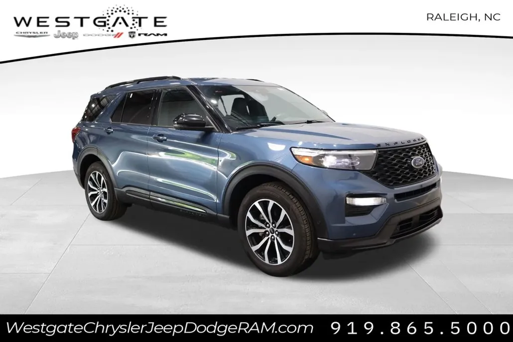 2020 Ford Explorer ST photo 1