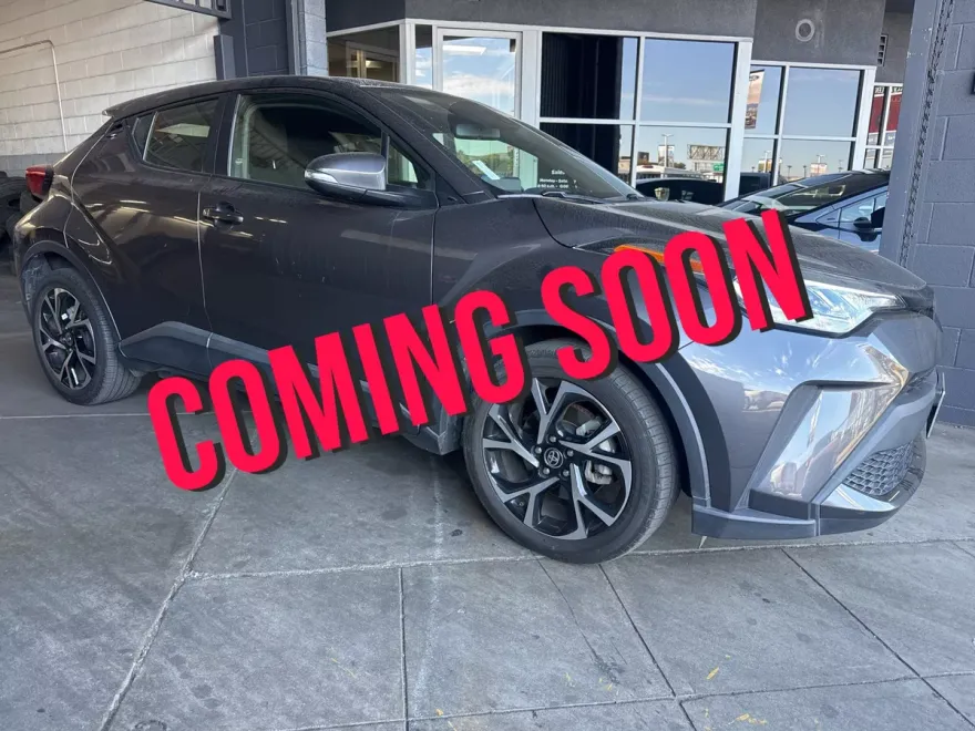 2021 Toyota C-HR photo 1