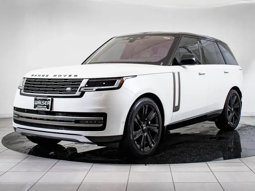 2022 Land Rover Range Rover SE photo 1