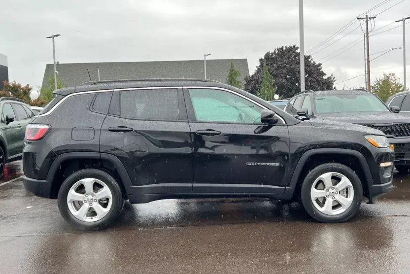 2019 Jeep Compass North Edition Latitude photo 1