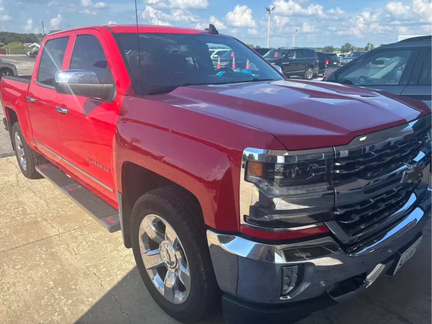 2018 Chevrolet Silverado 1500 LTZ photo 1
