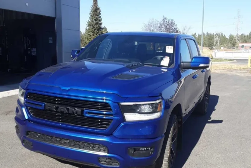 2015 Ram 1500 Laramie photo 1