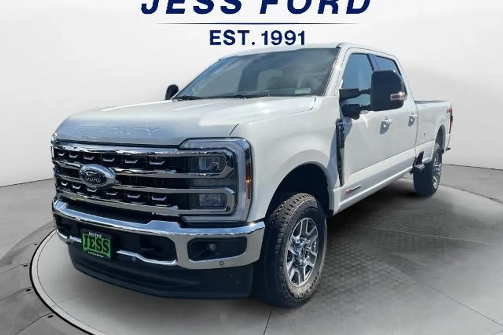 2025 Ford F-350 Lariat photo 1