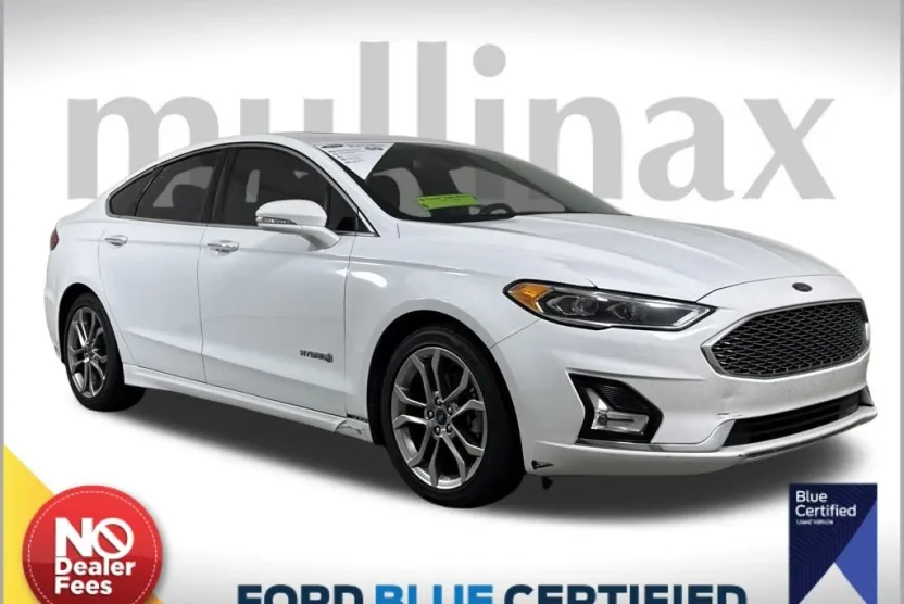 2019 Ford Fusion Hybrid Titanium photo 1