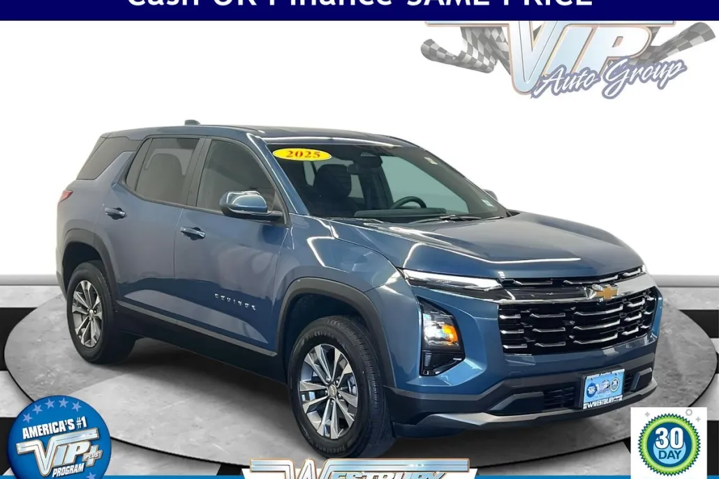 2025 Chevrolet Equinox LT photo 1