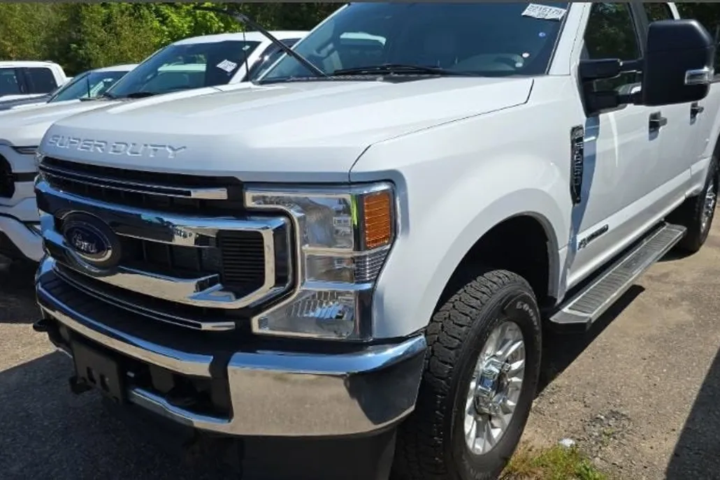 2022 Ford F-350 XL photo 1