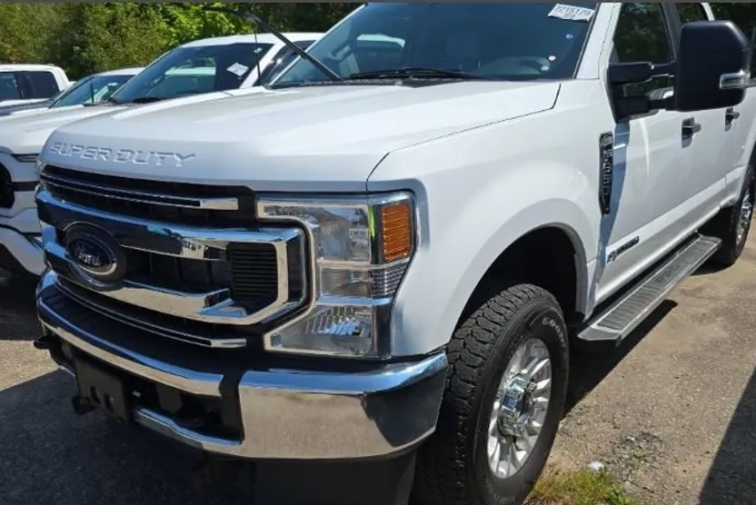2022 Ford F-350 XL photo 1