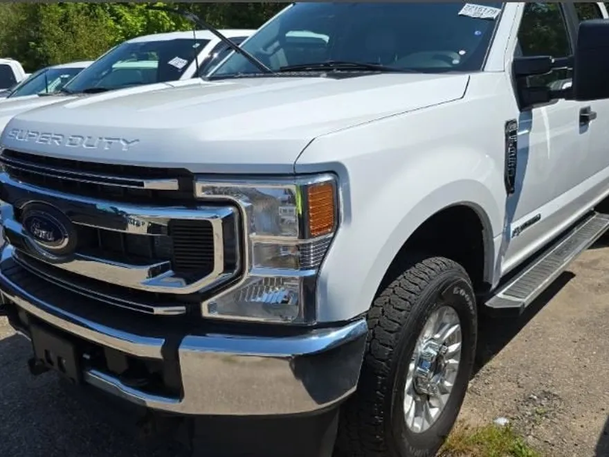 2022 Ford F-350 XL photo 1