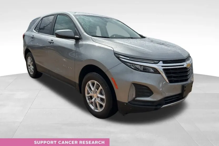 2024 Chevrolet Equinox LT photo 1