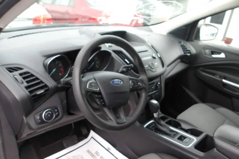2017 Ford Escape SE photo 1