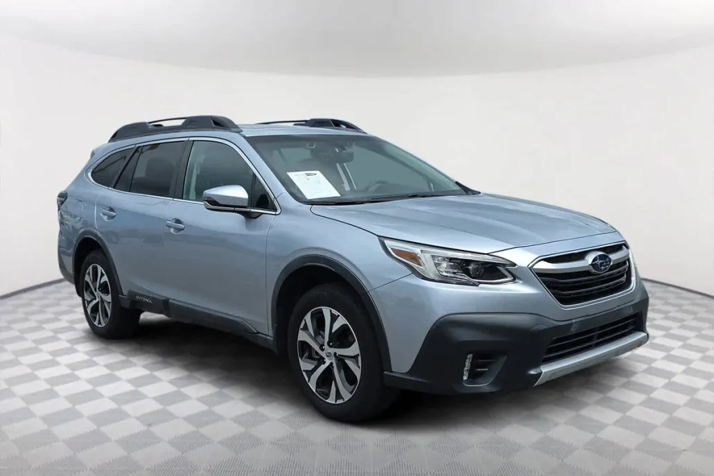 2021 Subaru Outback Limited photo 1