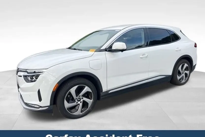 2023 Vinfast VF 8 8 photo 1