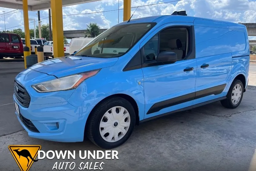 2020 Ford Transit Van XLT photo 1