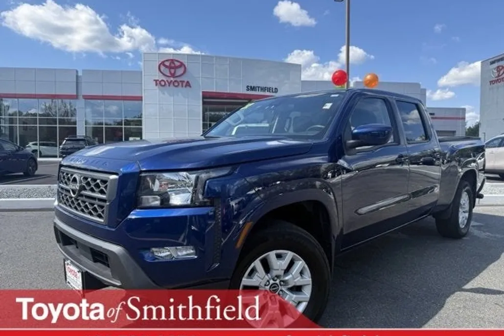 2022 Nissan Frontier SV photo 1