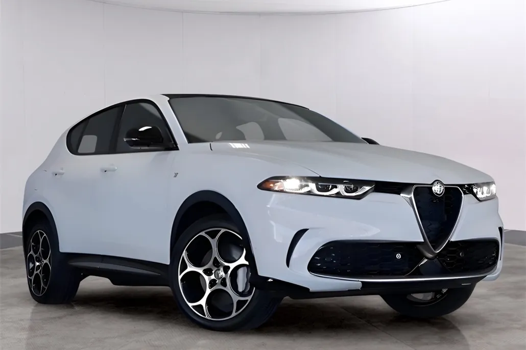2024 Alfa Romeo Tonale Ti photo 1