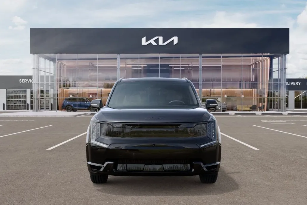 2026 Kia EV9 Land photo 1