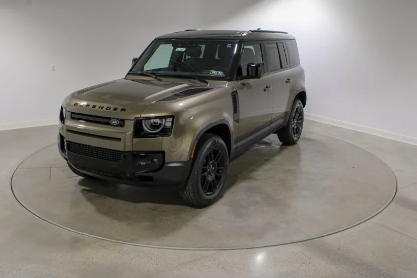 2026 Land Rover Defender 110 S photo 1