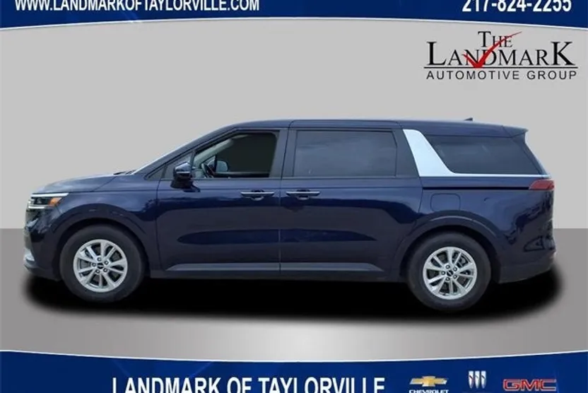 2024 Kia Carnival LX photo 1