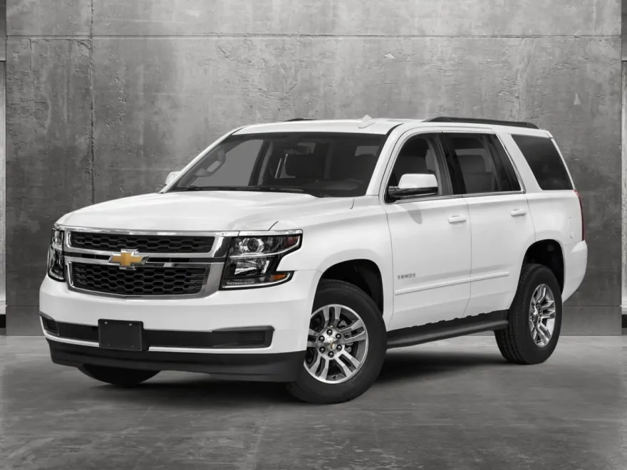 2019 Chevrolet Tahoe LT photo 1
