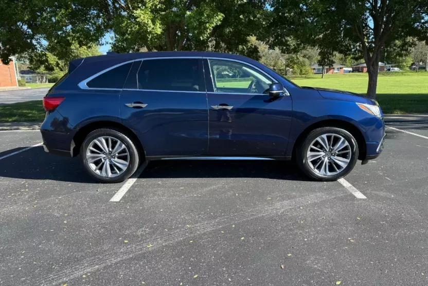 2017 Acura MDX SH-AWD Technology photo 1