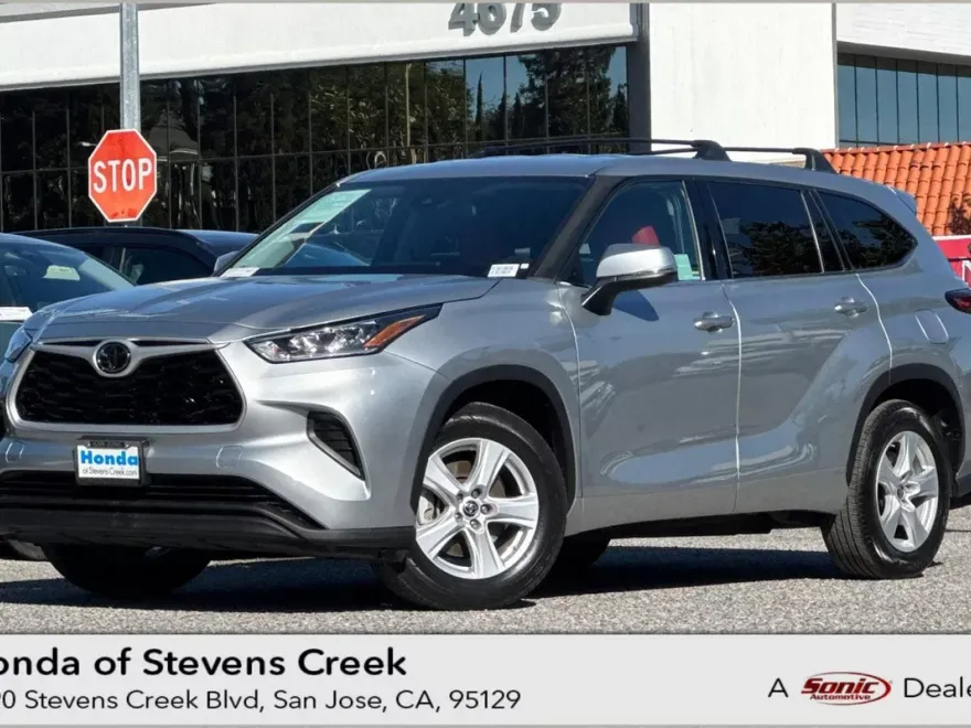 2020 Toyota Highlander L photo 1