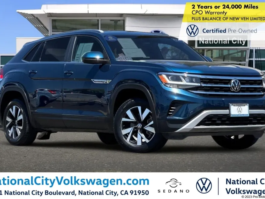 2022 Volkswagen Atlas Cross Sport SE photo 1