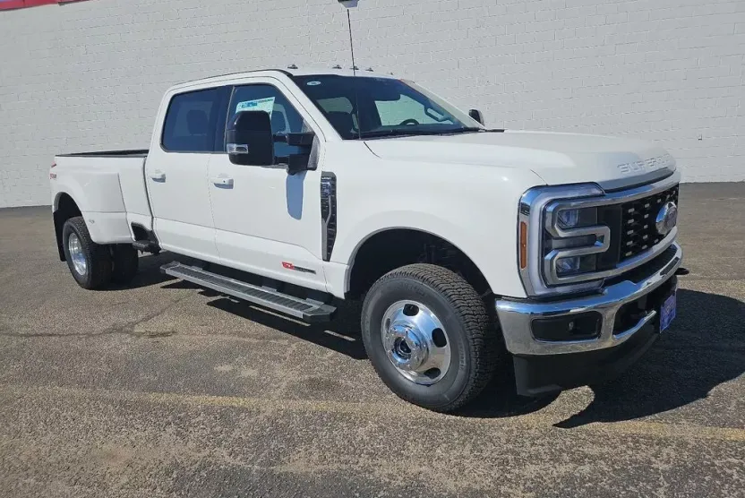 2026 Ford F-350 photo 1