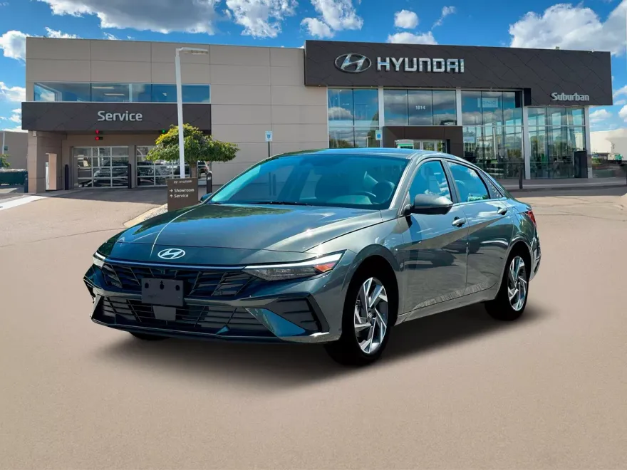 2025 Hyundai Elantra Limited photo 1