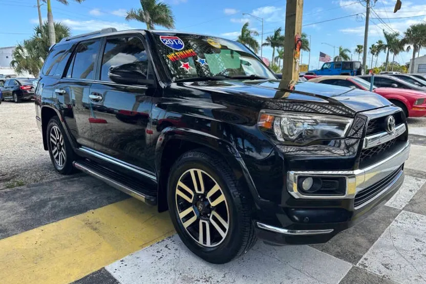 2014 Toyota 4Runner Limited photo 1