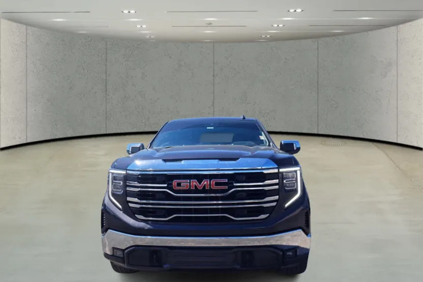 2023 Gmc Sierra SLT photo 1