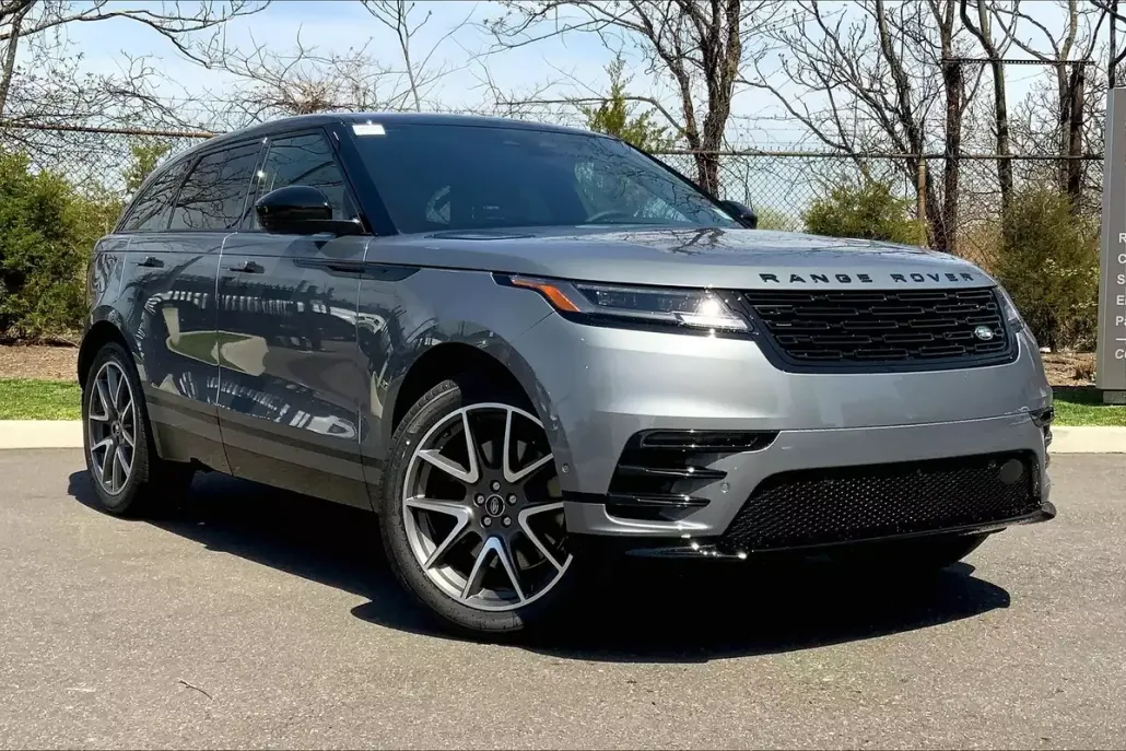 2026 Land Rover Range Rover SE photo 1