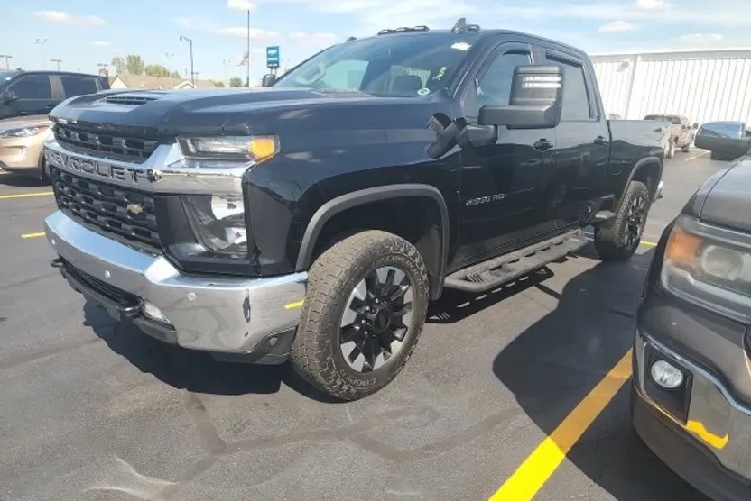 2020 Chevrolet Silverado 2500HD LT photo 1