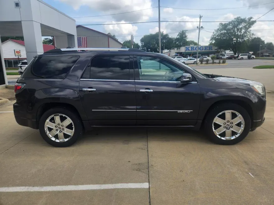2016 Gmc Acadia Denali photo 1