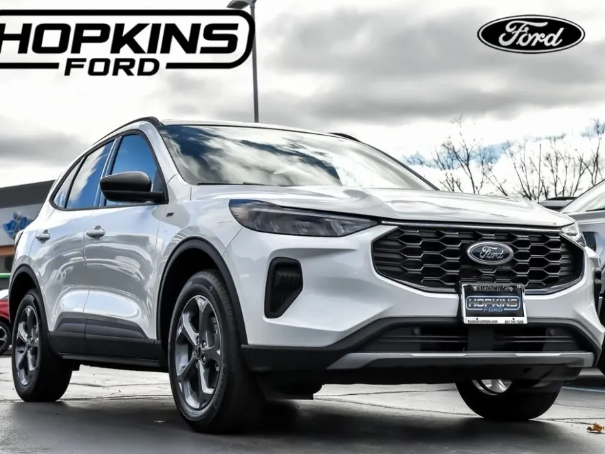 2025 Ford Escape ST-Line photo 1
