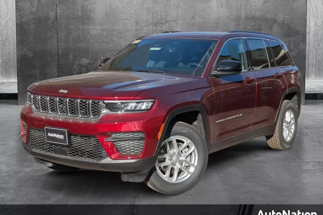 2025 Jeep Grand Cherokee Laredo X photo 1
