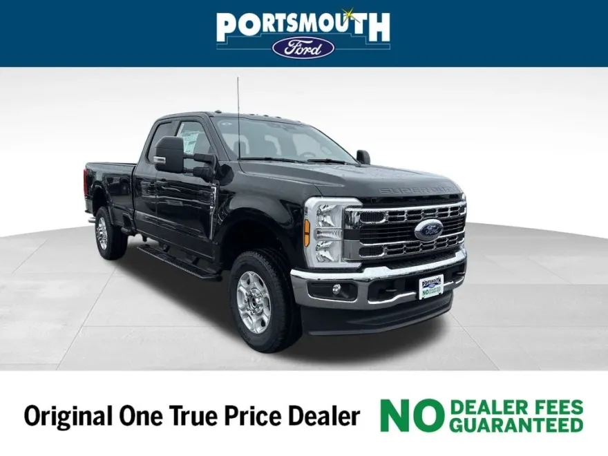2025 Ford F-250 photo 1