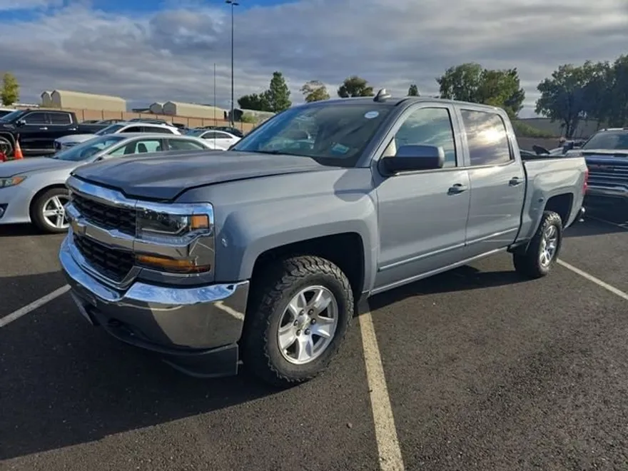 2016 Chevrolet Silverado 1500 LT photo 1