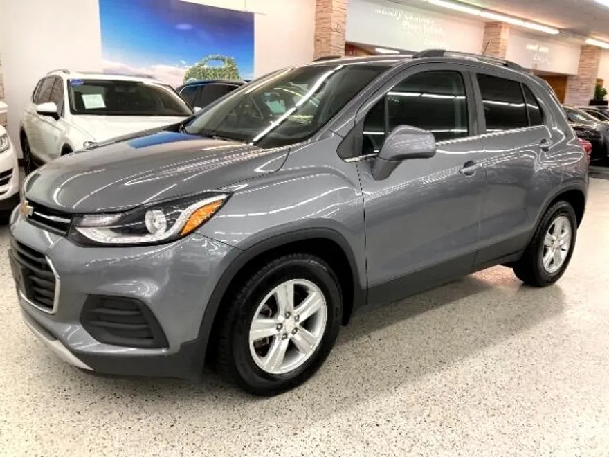 2020 Chevrolet Trax LT photo 1